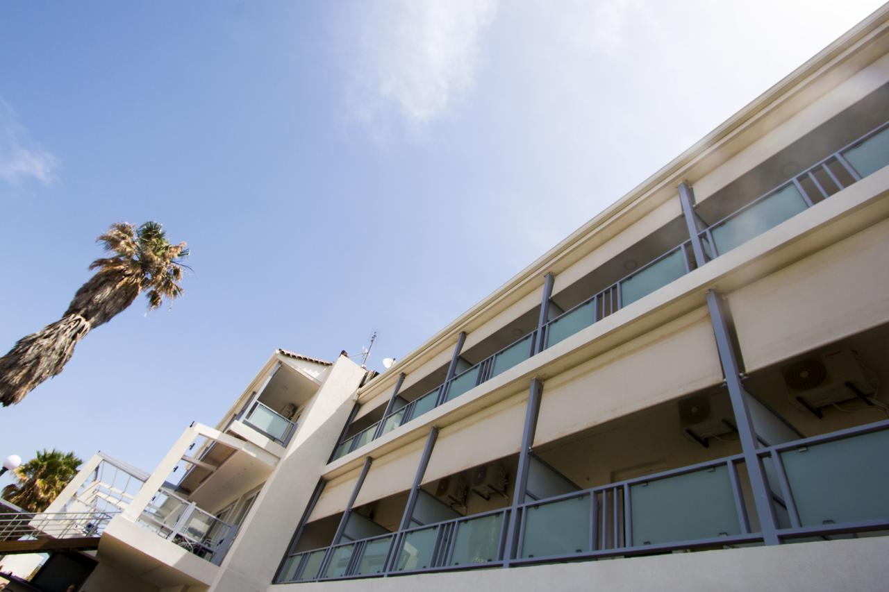 Hotel Limenari Филиатра Екстериор снимка