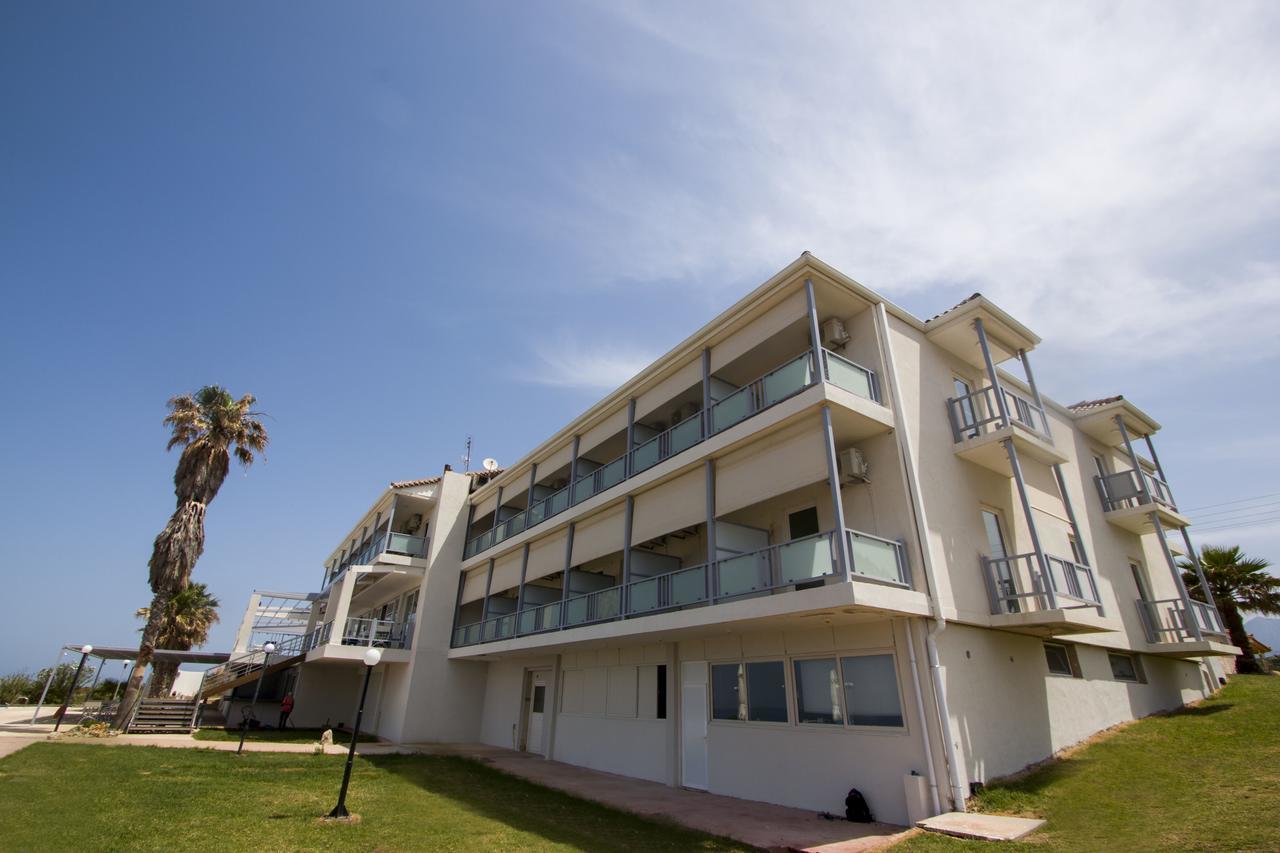 Hotel Limenari Филиатра Екстериор снимка