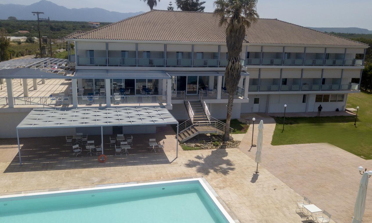 Hotel Limenari Филиатра Екстериор снимка