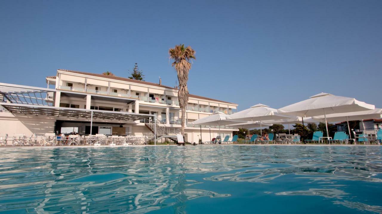 Hotel Limenari Филиатра Екстериор снимка