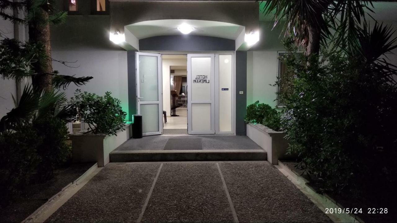 Hotel Limenari Филиатра Екстериор снимка